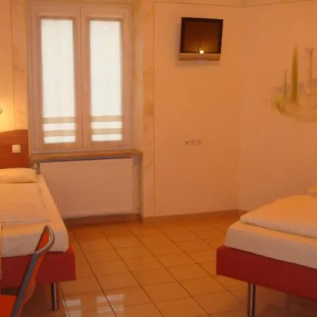 Stadthotel Szálloda 3*